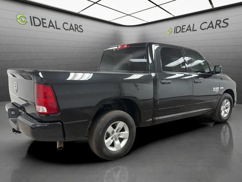 Used 2019 RAM 1500 Express RWD image 5