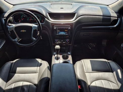 Used 2017 Chevrolet Traverse Premier AWD/4WD image 24