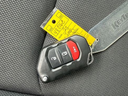 Used 2023 Jeep Wrangler Willys image 31