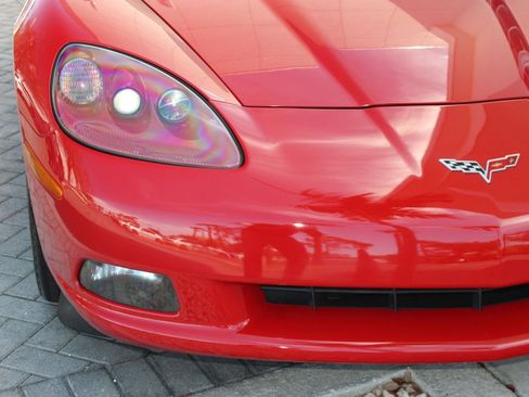 Used 2007 Chevrolet Corvette 2dr Cpe image 11