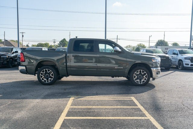 Used 2026 RAM 1500 Laramie AWD/4WD image 6