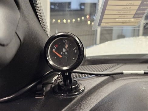 Used 2021 RAM 5500 Tradesman w/ Chrome Appearance Group image 23