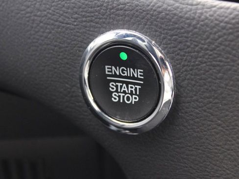 Used 2020 Ford Edge ST w/ Equipment Group 401A AWD/4WD image 34