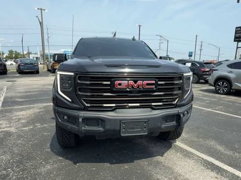 Used 2023 GMC Sierra 1500 AT4X AWD/4WD image 3