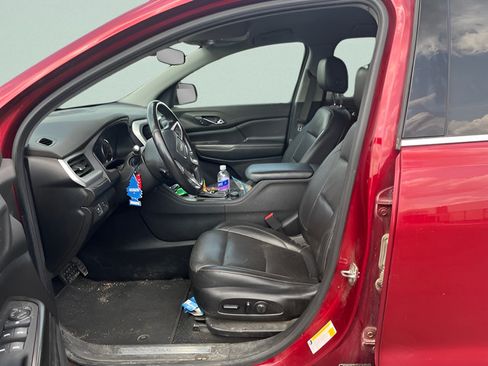 Used 2019 GMC Acadia SLT w/ LPO, Floor Liner Package AWD/4WD image 8