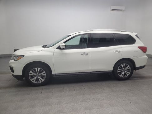 Used 2020 Nissan Pathfinder SL FWD image 2