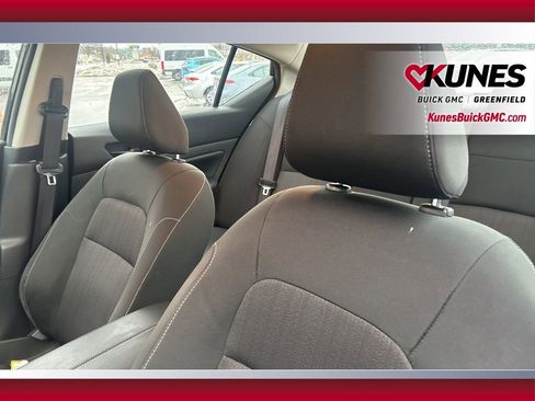 Used 2024 Nissan Altima 2.5 SV image 17