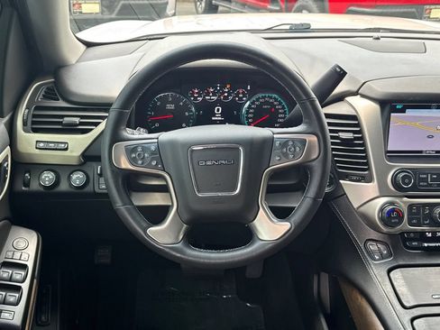 Used 2018 GMC Yukon XL Denali w/ Denali Ultimate Package AWD/4WD image 24