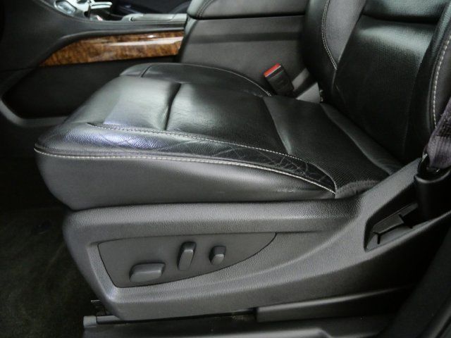 Used 2017 Chevrolet Suburban Premier AWD/4WD image 19