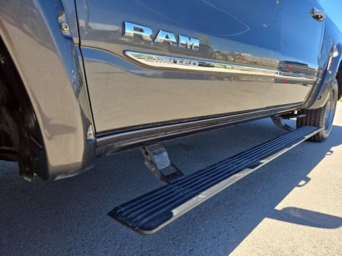 Used 2020 RAM 1500 Limited AWD/4WD image 11