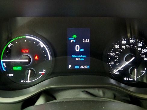 Used 2021 Toyota Sienna XLE image 15