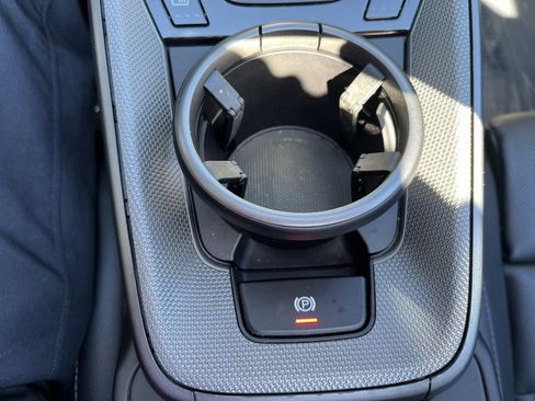 Used 2025 Porsche 911 Carrera w/ Premium Package image 35