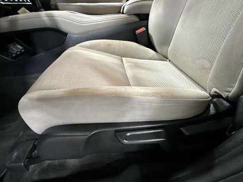 Used 2016 Honda HR-V EX image 18
