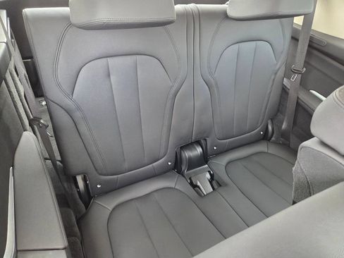 Used 2021 BMW X7 xDrive40i AWD/4WD image 17
