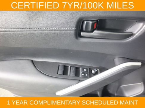 Used 2025 Toyota Corolla Cross AWD Hybrid image 18