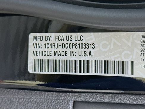 Used 2023 Jeep Grand Cherokee Overland image 40