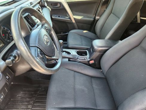 Used 2017 Toyota RAV4 LE w/ Carpet Mat Package AWD/4WD image 16