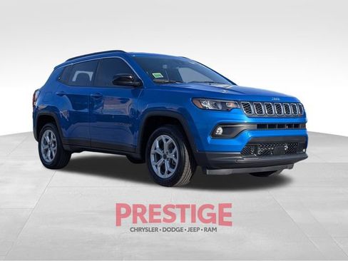 New 2026 Jeep Compass Latitude image 3