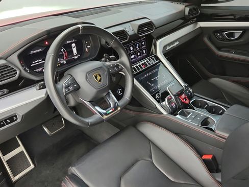 Used 2022 Lamborghini Urus AWD/4WD image 16