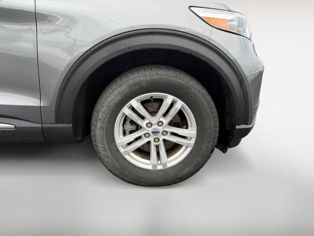 Used 2021 Ford Explorer XLT w/ Equipment Group 202A AWD/4WD image 10