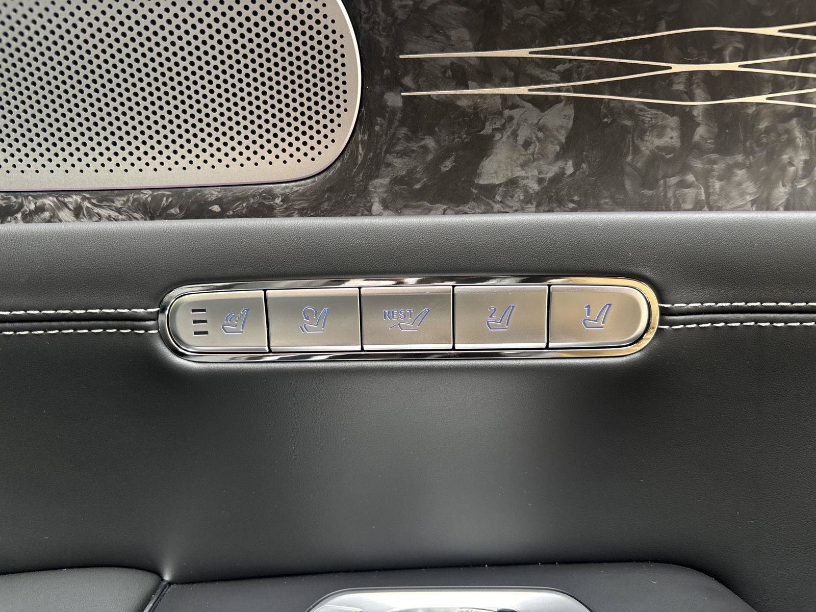 Used 2023 Genesis G90 3.5T AWD/4WD image 29