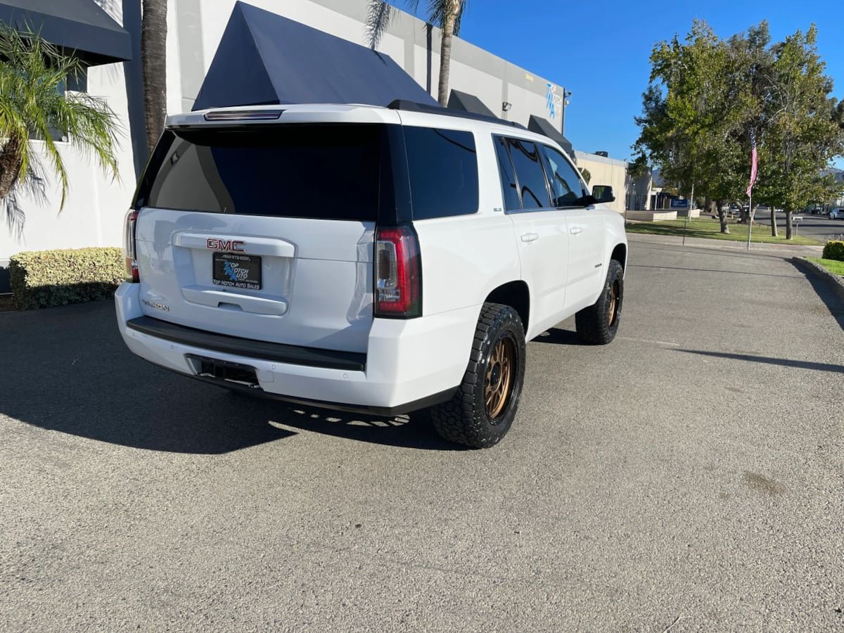 Used 2017 GMC Yukon SLE w/ SLE Value Package AWD/4WD image 5