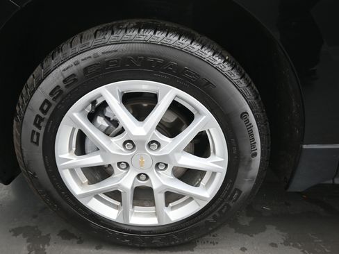 Used 2024 Chevrolet Equinox LT image 9