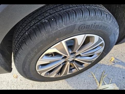 Used 2025 Buick Envision Preferred image 4