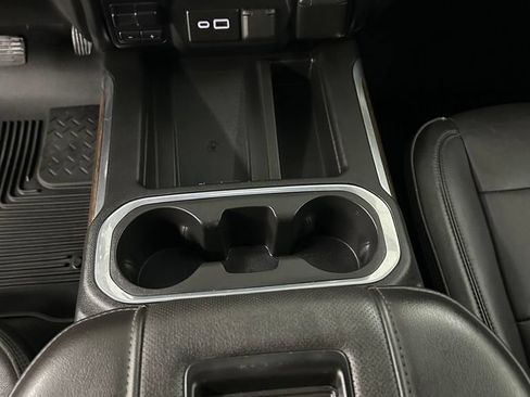 Used 2021 Chevrolet Silverado 2500 High Country w/ Z71 Off-Road Package AWD/4WD image 17