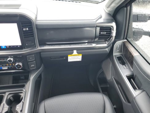 New 2026 Ford F250 Lariat w/ Tremor Off-Road Package image 14