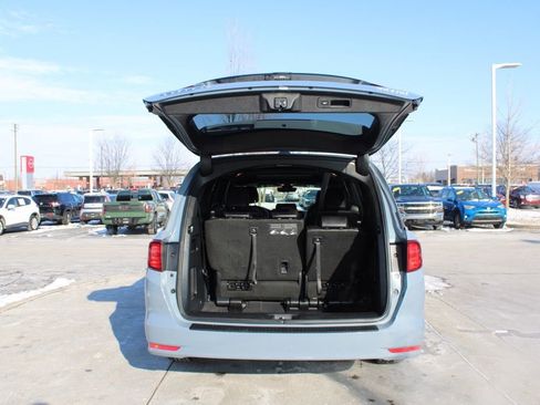 Used 2023 Honda Odyssey Sport image 9