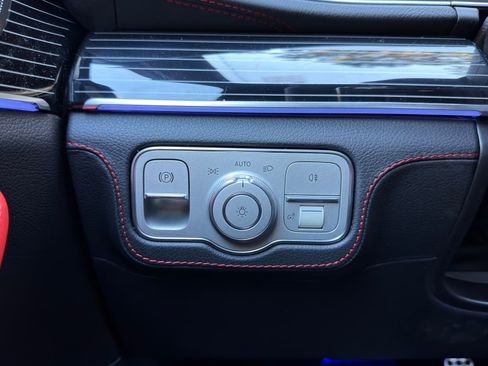 New 2026 Mercedes-Benz GLE 53 AMG 4MATIC image 21