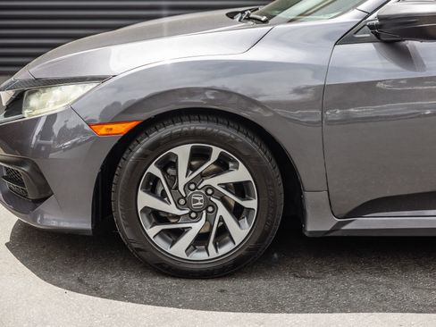 Used 2016 Honda Civic EX image 11