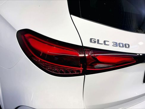 New 2026 Mercedes-Benz GLC 300 4MATIC image 5