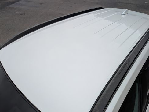 Used 2024 Toyota Corolla Cross LE FWD image 14