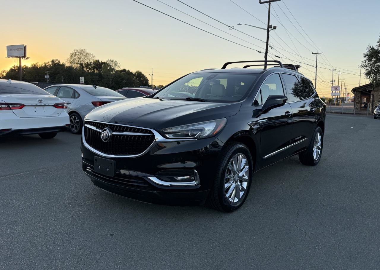 Used 2018 Buick Enclave Premium w/ Experience Buick Package AWD/4WD image 3