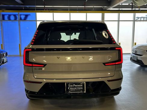 New 2025 Volvo EX90 Ultra AWD/4WD image 3