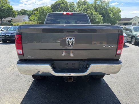 Used 2018 RAM 2500 Tradesman w/ Chrome Appearance Group AWD/4WD image 12