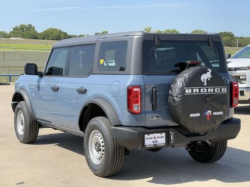 New 2025 Ford Bronco 4-Door AWD/4WD image 39