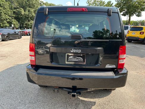 Used 2012 Jeep Liberty Sport RWD image 6