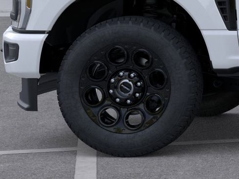 New 2025 Ford F250 XLT w/ Black Appearance Package image 19