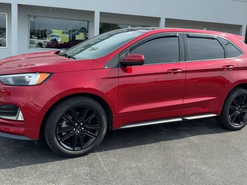 Used 2022 Ford Edge ST-Line w/ Class II Trailer Tow Package AWD/4WD image 3