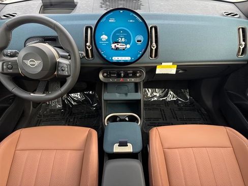 New 2025 MINI Cooper Countryman SE w/ Comfort Package Max image 13