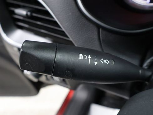 Used 2021 Jeep Cherokee Trailhawk image 39