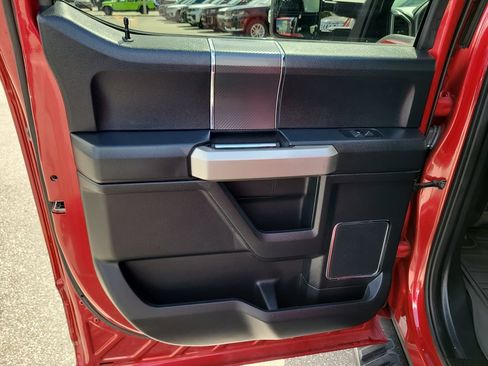 Used 2020 Ford F150 Lariat w/ Equipment Group 502A Luxury AWD/4WD image 9