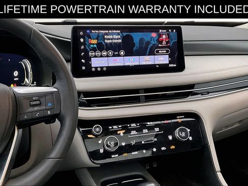 Used 2026 INFINITI QX60 Luxe w/ Cargo Package AWD/4WD image 8