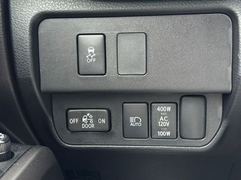 Certified 2023 Toyota Tacoma TRD Sport image 31