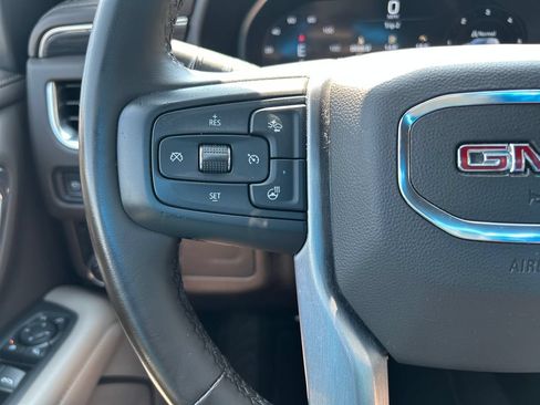 Used 2023 GMC Yukon SLT w/ SLT Premium Package RWD image 23