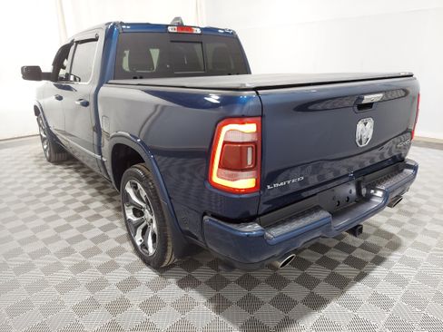 Used 2022 RAM 1500 Limited w/ Body-Colour Bumper Group AWD/4WD image 2