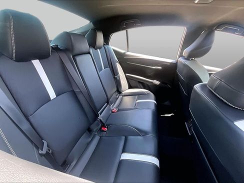 Used 2025 Toyota Camry SE FWD image 19